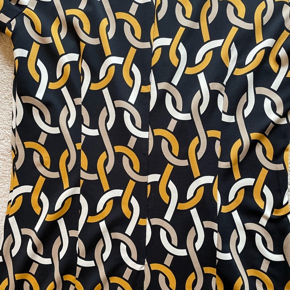 Pattern Mini Dress - Picture 4 of 12